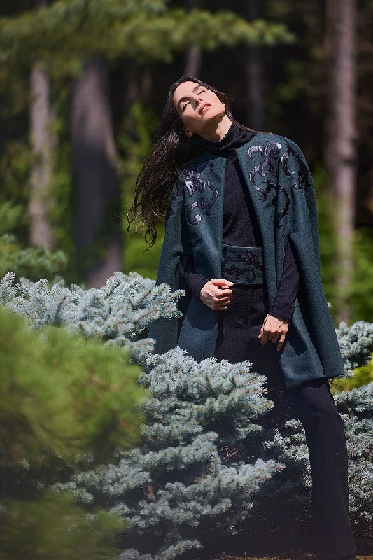 Relaxed Clothing Felt Embroidered Cape