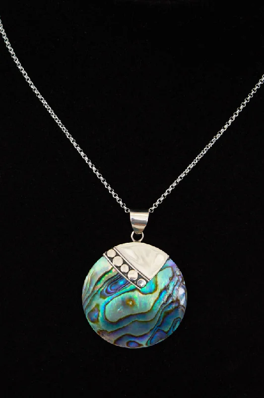 Design Trend Round Shell Necklace - 005