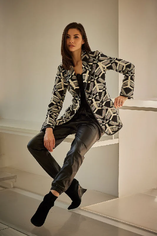 Ultra-lightweight Yantra Notch Lapel Blazer