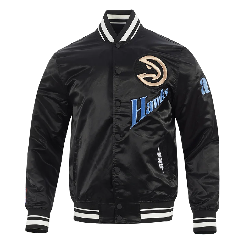 Cozy Essentials NBA ATLANTA HAWKS CITY EDITION 24-25 MEN'S RIB SATIN JACKET (BLACK)