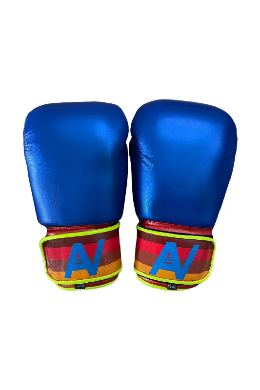 Comfortable down BOXING GLOVES - BLUE // WHITE