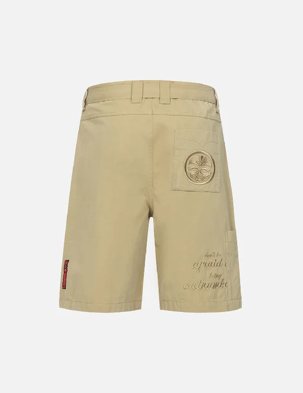 Slim Fit Tone-on-tone Kamon and Slogan Embroidery Cargo Shorts