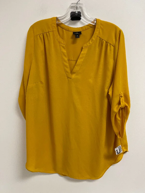 Dressing Tips Top Long Sleeve By Worthington In Yellow, Size: 1x