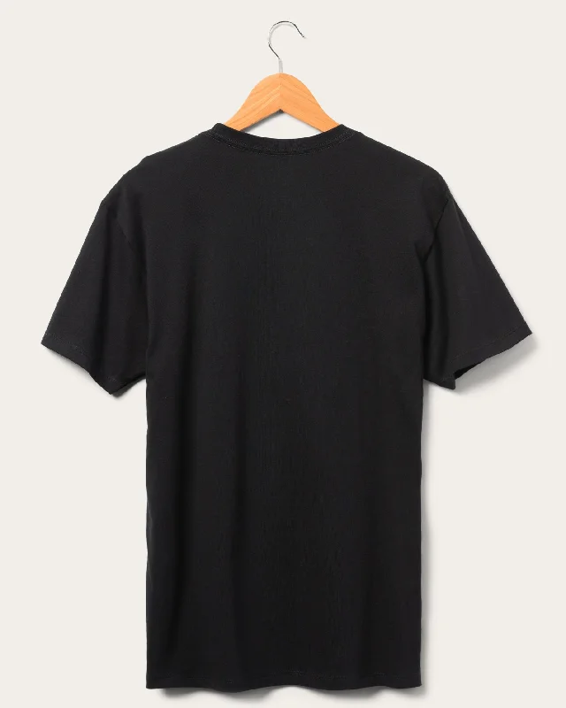 Versatile Items Unisex Star Wars x Junk Food x NFL Dark Side Team Buccaneers Tee