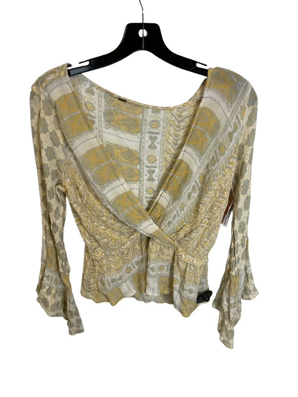 Summer Selection Top Long Sleeve By Clothes Mentor In Yellow, Size: S