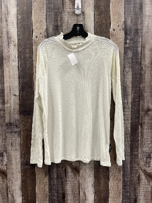 Fashionable Prints Top Long Sleeve By Maurices In Cream, Size: 2x