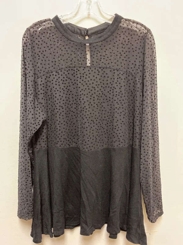 Leisure Travel Top Long Sleeve By Torrid In Black, Size: 3x
