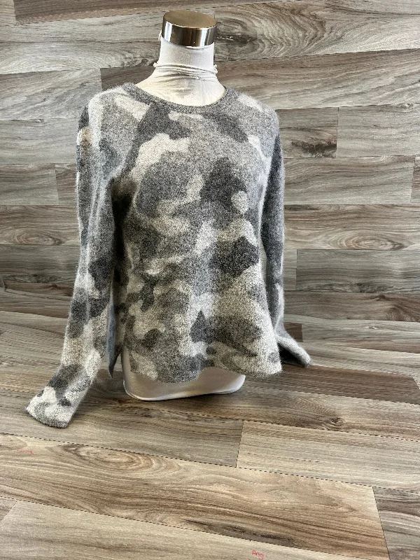Soft Touch Top Long Sleeve By Athleta In Grey, Size: Xs
