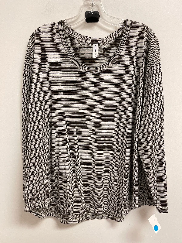 Elegant Design Top Long Sleeve By Athleta In Striped Pattern, Size: 1x