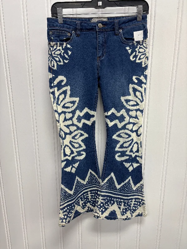 Free And Comfortable Jeans Flared By Free People In Blue & White, Size:4