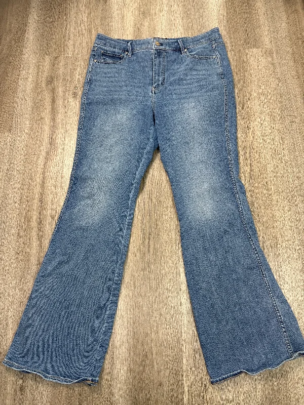 Comfy Dress Jeans Flared By White House Black Market In Blue Denim, Size: 14