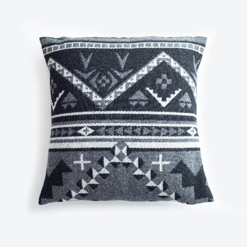 Cozy Fashion Ghost Wolf Throw Pillow Cover