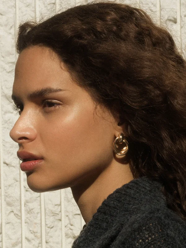 Sexy Fun Interlocking Metal Knot Earrings