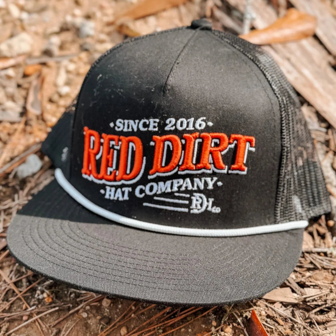 Versatile Style Red Dirt Hat Co. "Red Ripple" Hat in Black