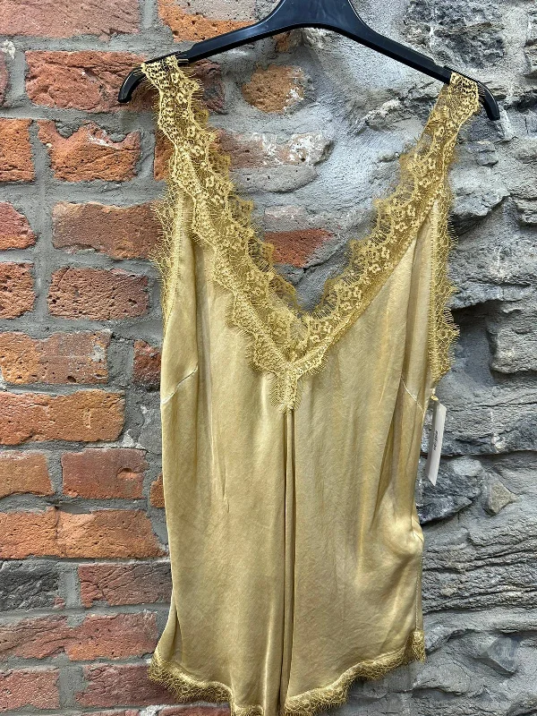 Classic Series WC- 20478 Top