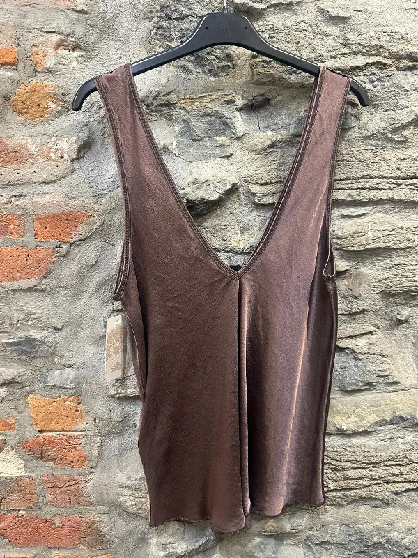 Sports And Leisure WC- 21944 Top