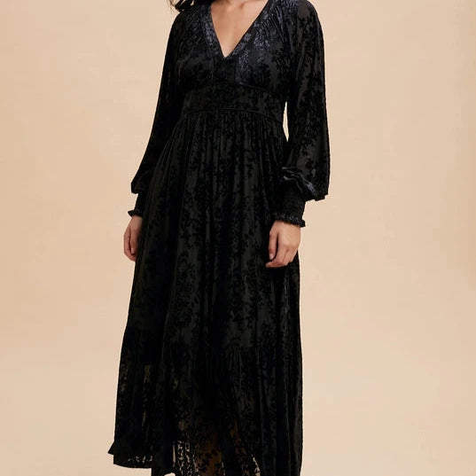 Sporty Elegance Women's Burnout Velvet Floral Midi Dress in Black