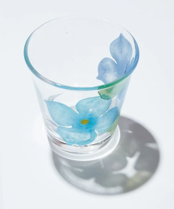 Comfortable And Casual MAKI-E Glass