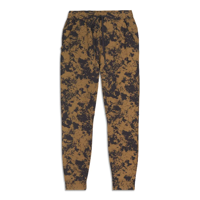 Comfortable Jackets City Sweat Jogger - Resale