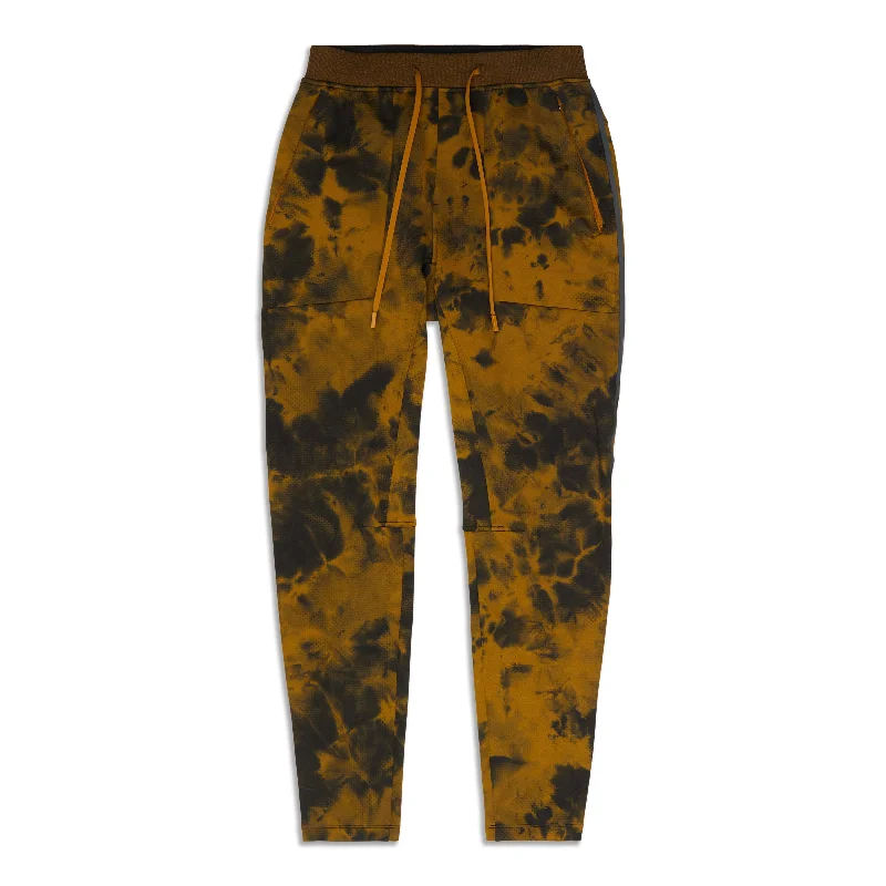 Chic Comfort Textured Tech Pant - Resale